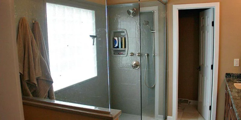 doorless walk in shower