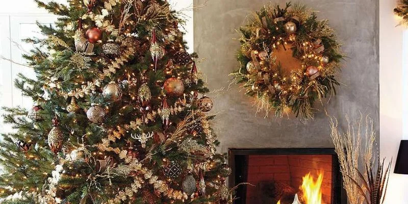 Christmas Metallic Mixed-Tone Tree
