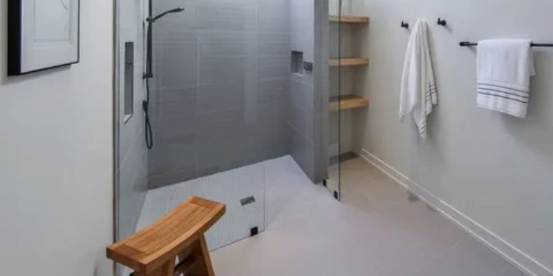 Curbless doorless walk in shower
