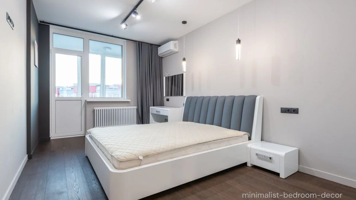 Minimalist Bedroom Decor