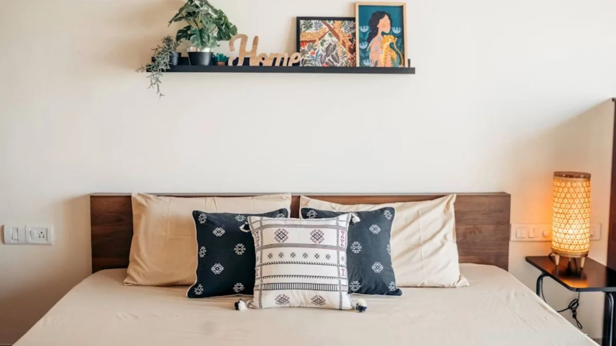 Plant Shelf Decor Ideas for Bedrooms