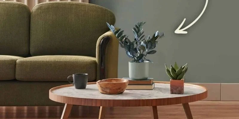 Round Table with Symmetrical Plant Design