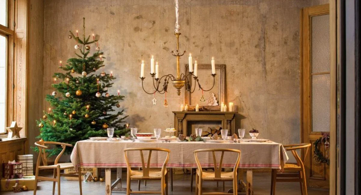 Dining Room Table Christmas Decor Ideas